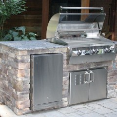 Housewarmings Outdoor factory built kitchen island which can be moved in a new home or in your backyard