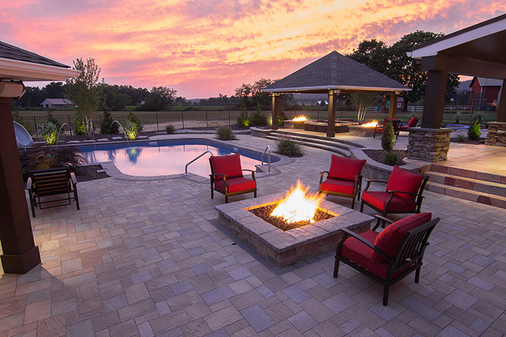 HPC outdoor fireplaces outdoor room - We Love Fire